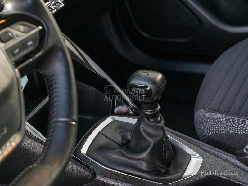 Peugeot 2008 1.2PureTech Led Nav