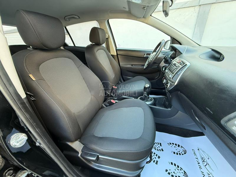 Hyundai i20 1.4 GO driveBlue CH
