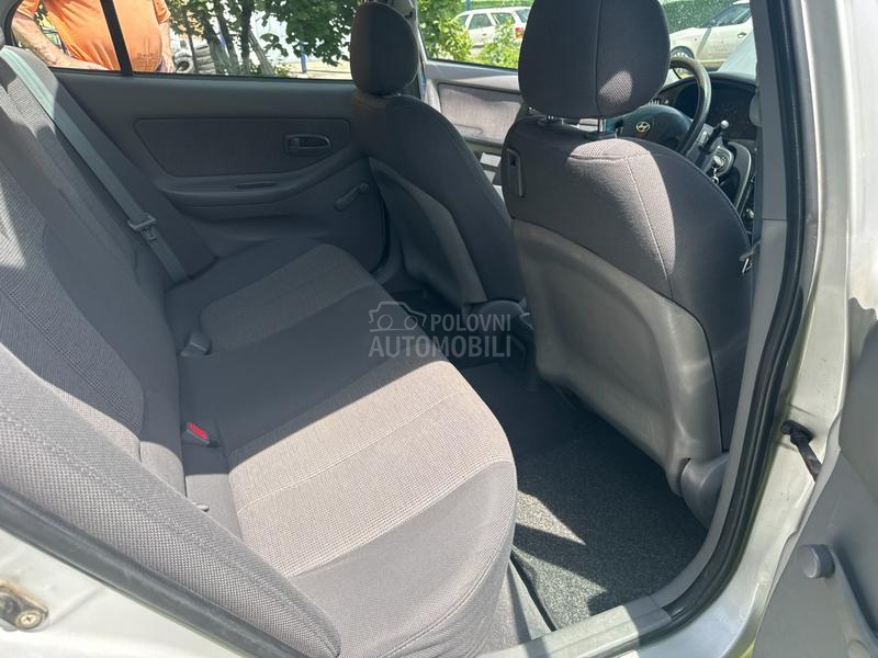 Hyundai Elantra 1.6 DR