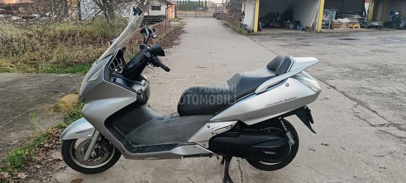 Honda fjs 600 silver wing ABS