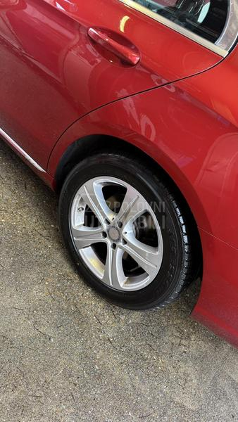 Mercedes Benz E 220 2.0