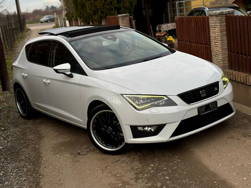 Seat Leon 1.8T DSG/ Pano/ FR