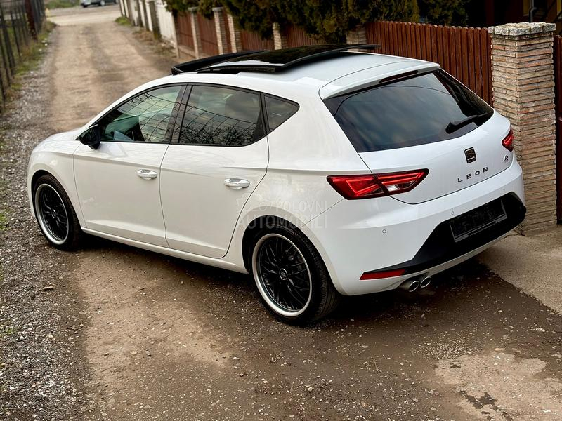 Seat Leon 1.8T DSG/ Pano/ FR