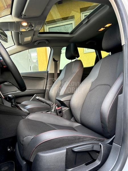 Seat Leon 1.8T DSG/ Pano/ FR