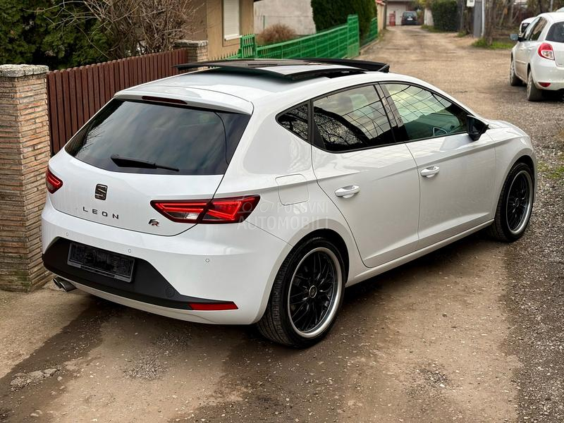 Seat Leon 1.8T DSG/ Pano/ FR