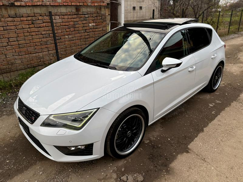 Seat Leon 1.8T DSG/ Pano/ FR