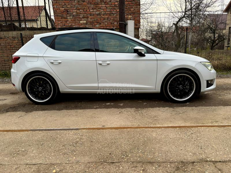 Seat Leon 1.8T DSG/ Pano/ FR