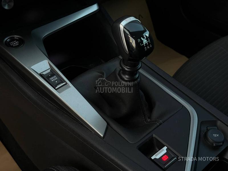 Peugeot 308 1.5 ALLURE 8mm LANAC