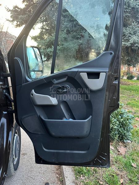 Renault Master 2.3 dci