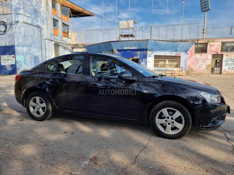Chevrolet Cruze 
