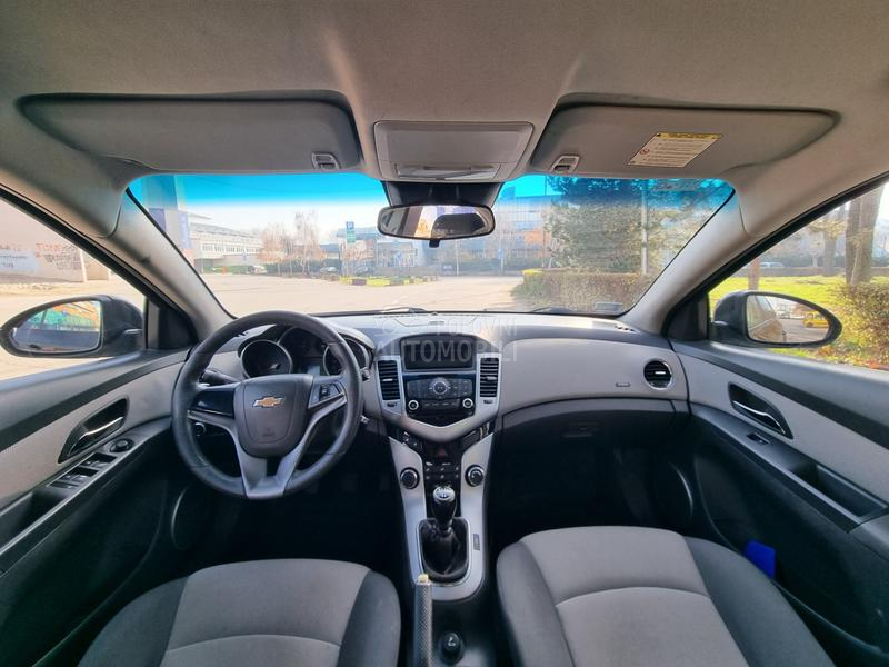 Chevrolet Cruze 