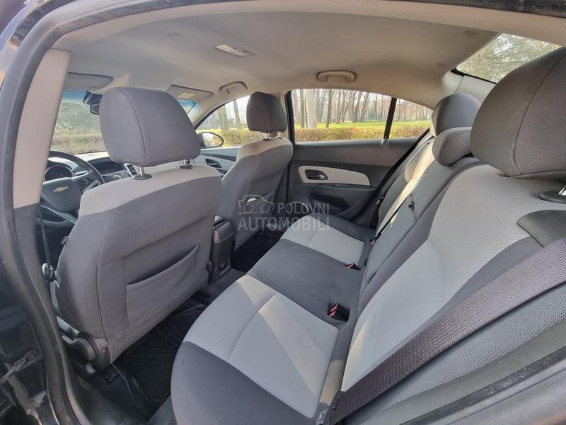 Chevrolet Cruze 