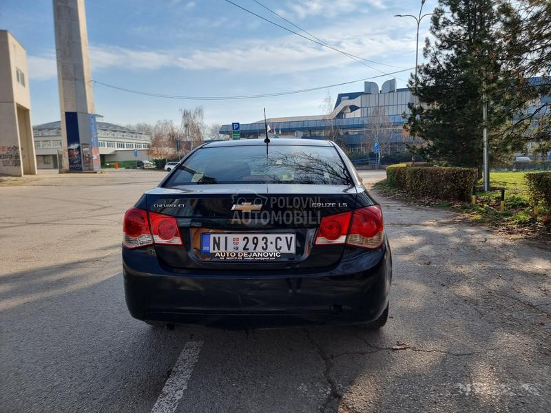 Chevrolet Cruze 