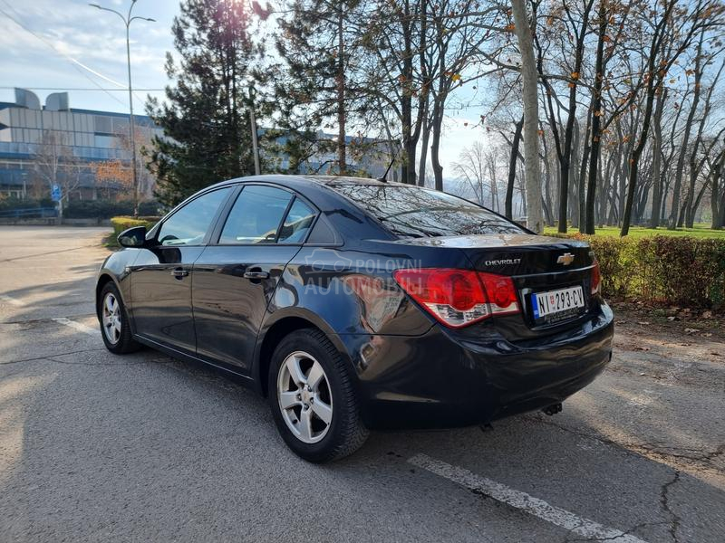 Chevrolet Cruze 