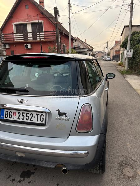 MINI Cooper 1.6