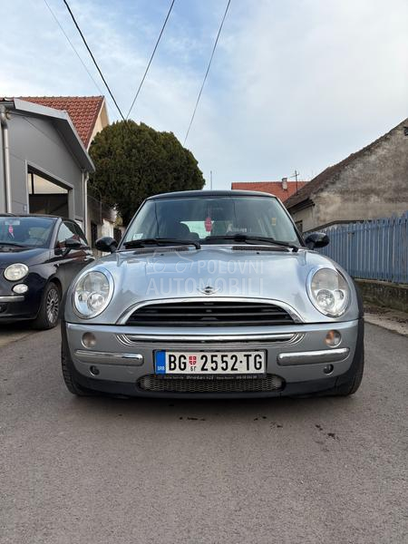 MINI Cooper 1.6