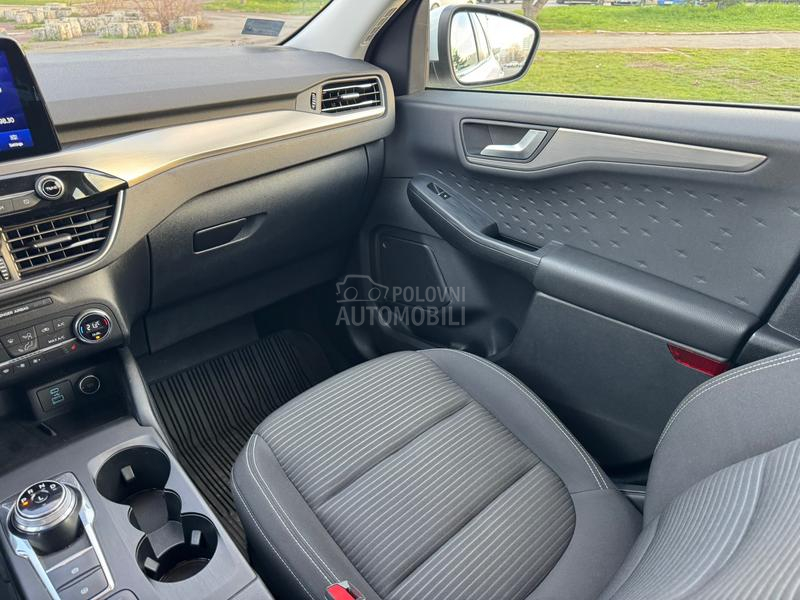 Ford Kuga TITAN/4x4/AUT