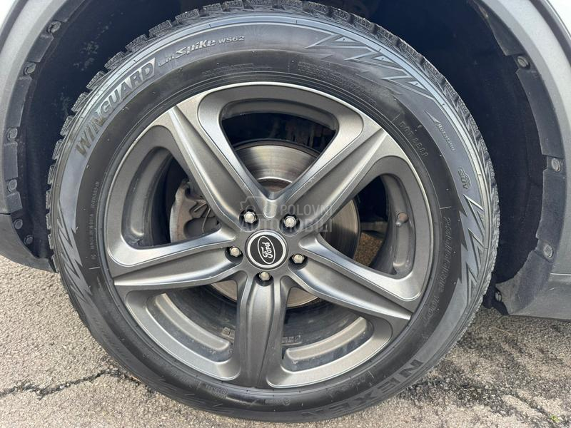 Ford Kuga TITAN/4x4/AUT