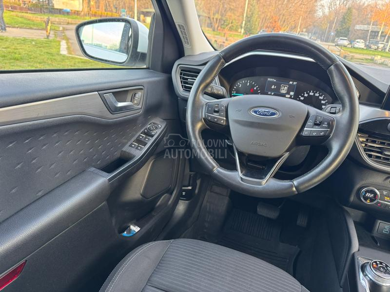 Ford Kuga TITAN/4x4/AUT