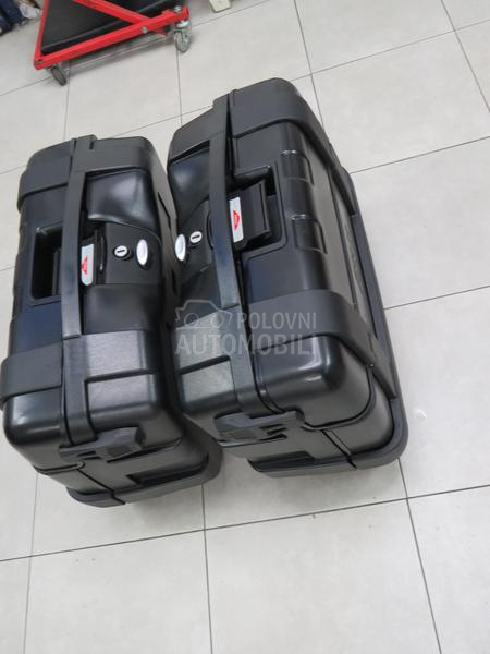 Givi TRK33B - par
