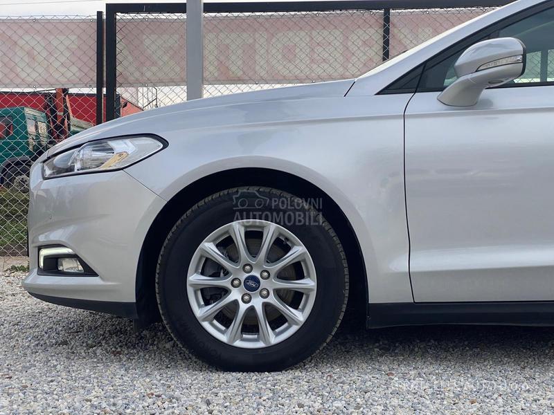 Ford Mondeo KREDlTl,RATA 189e