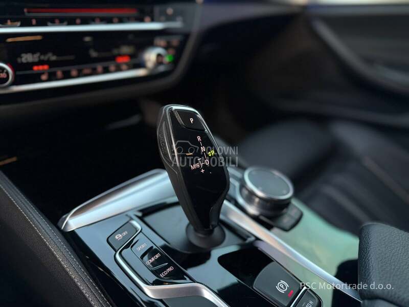 BMW 520 xD/M-Sport/Head-Up