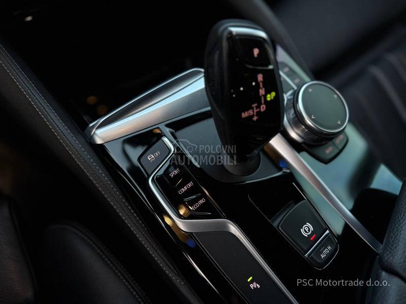 BMW 520 xD/M-Sport/Head-Up