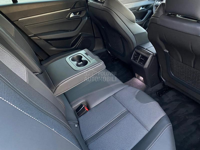 Peugeot 508 1.5 hdi AT8