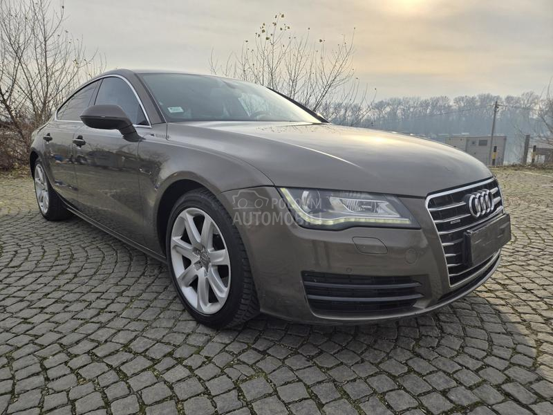 Audi A7 quattro