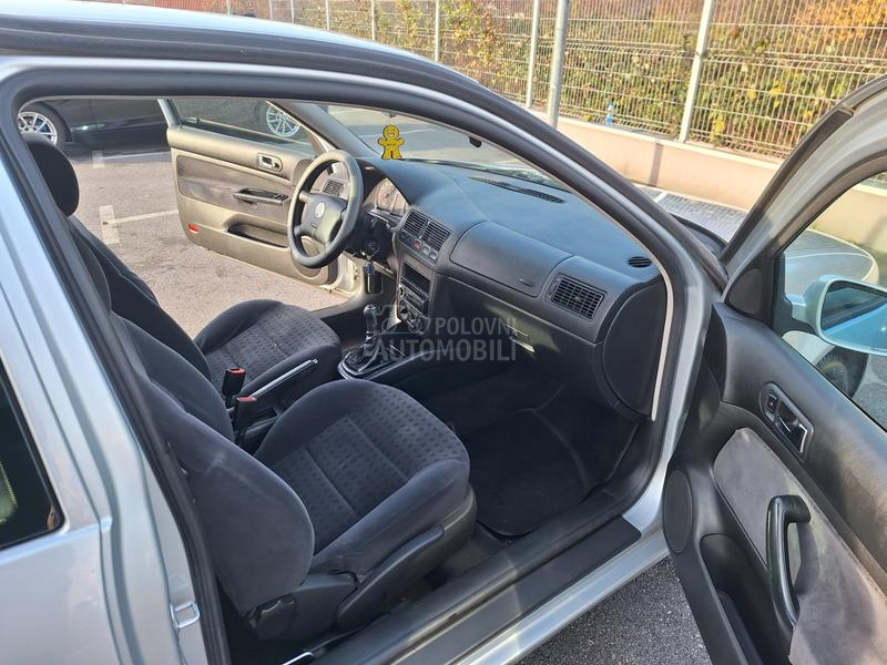 Volkswagen Golf 4 1.6 16V