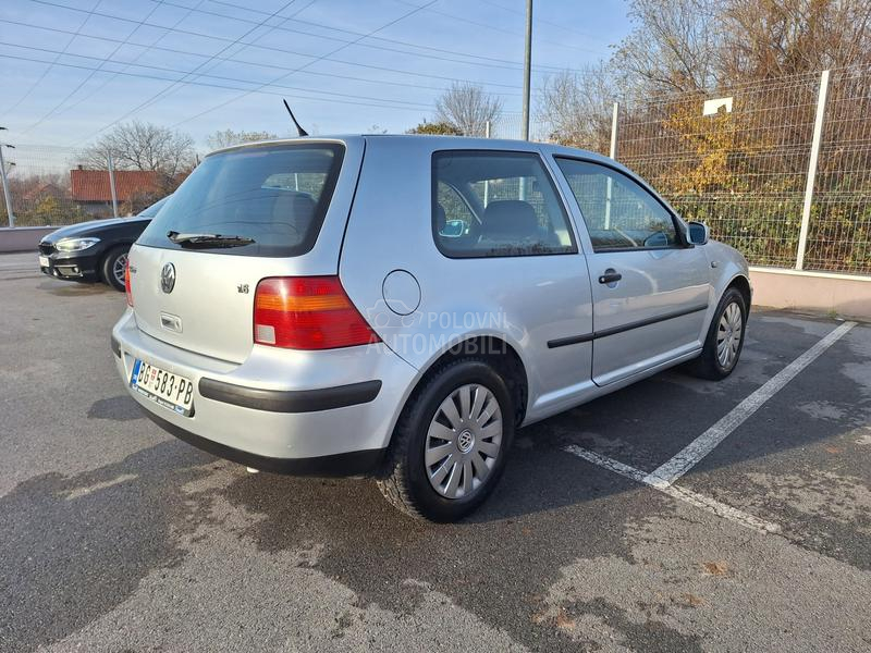Volkswagen Golf 4 1.6 16V
