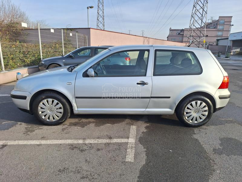 Volkswagen Golf 4 1.6 16V