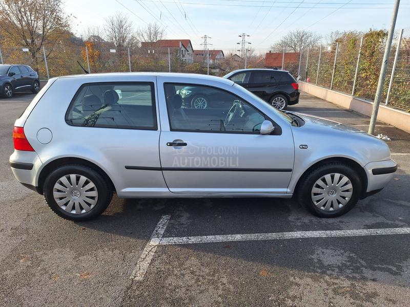 Volkswagen Golf 4 1.6 16V