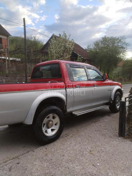 Mitsubishi L200 