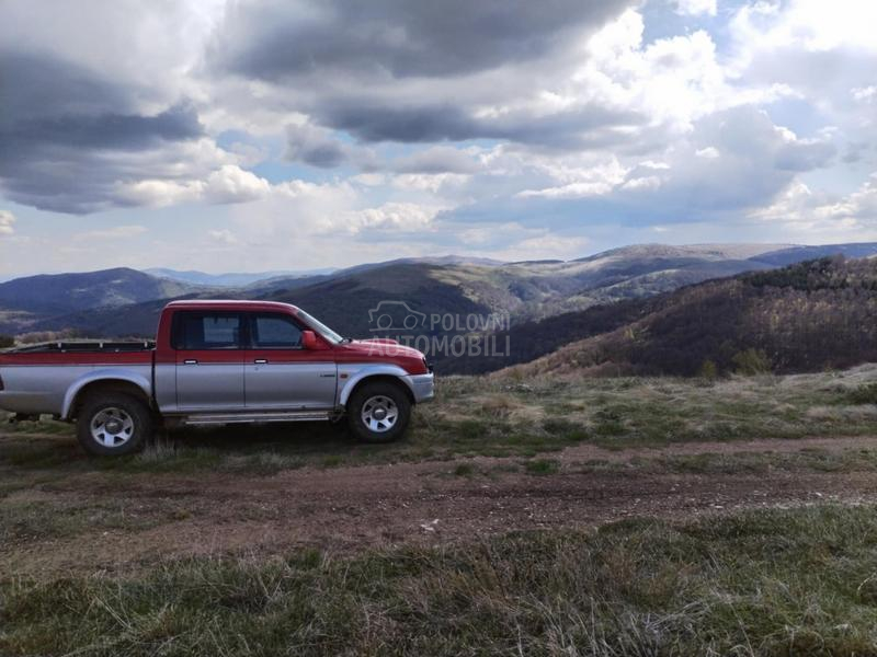 Mitsubishi L200 