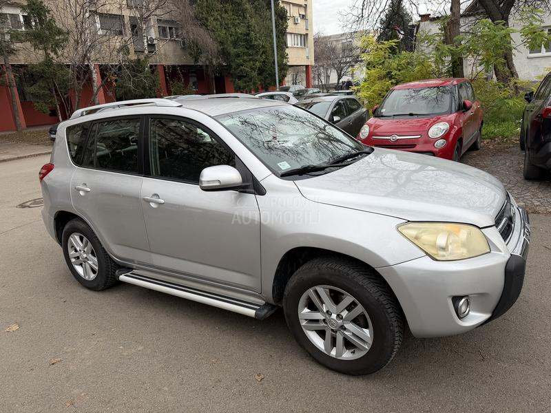 Toyota RAV 4 2.0 Valvematic