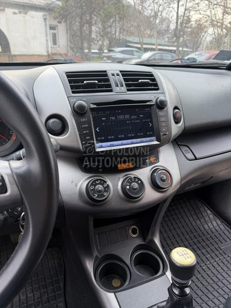 Toyota RAV 4 2.0 Valvematic