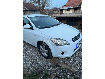Kia cee`d 