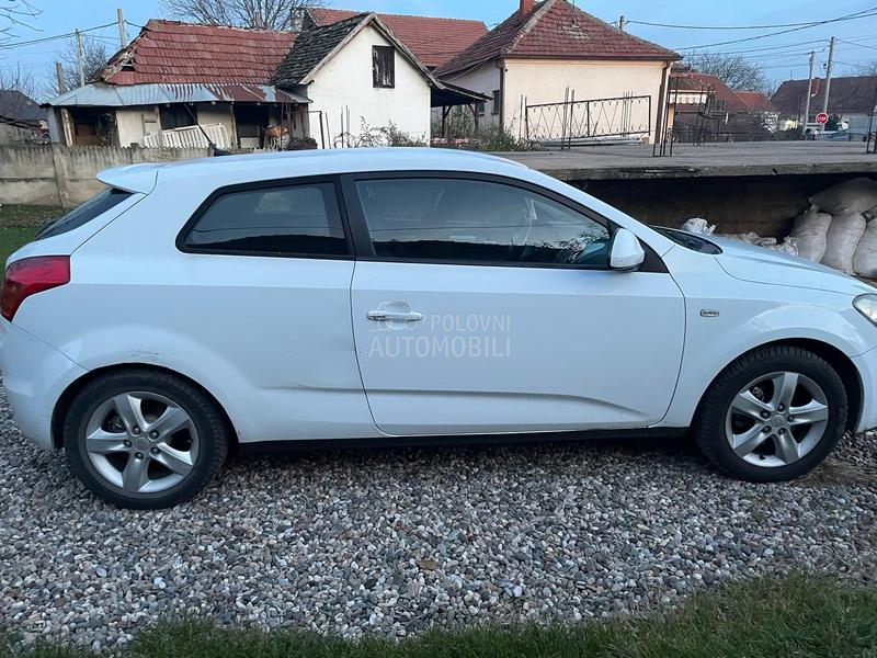 Kia cee`d 