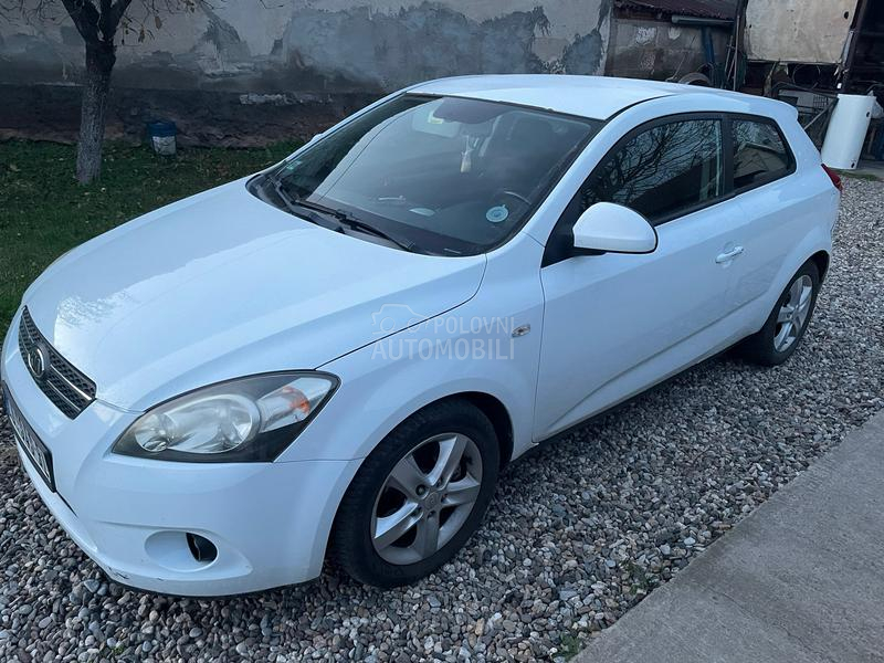 Kia cee`d 