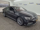 Volkswagen Passat B8 1.5 TSI R-LINE DSG