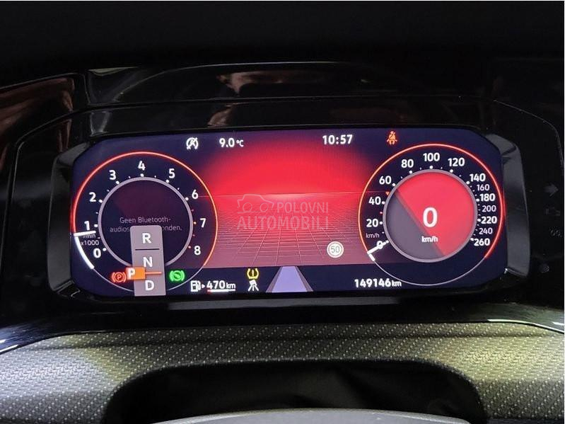 Volkswagen Golf 8 1.5 eTSI R-LINE PAN