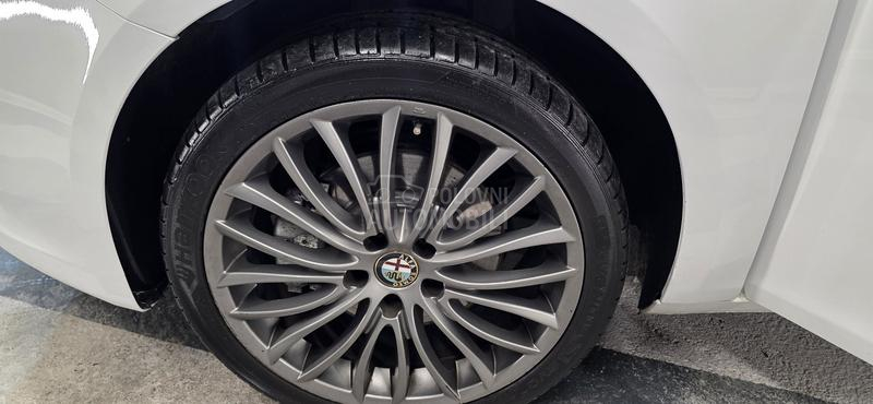 Alfa Romeo Giulietta 2.0jtdm nov nov