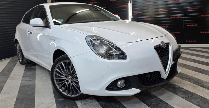 Alfa Romeo Giulietta 2.0jtdm nov nov