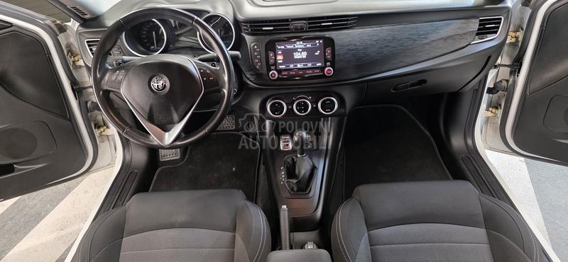 Alfa Romeo Giulietta 2.0jtdm nov nov