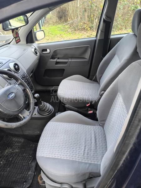 Ford Fusion 1.4 TDCI