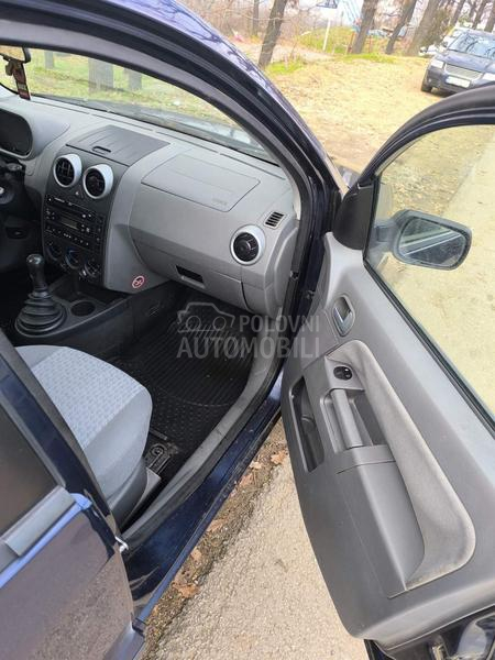 Ford Fusion 1.4 TDCI