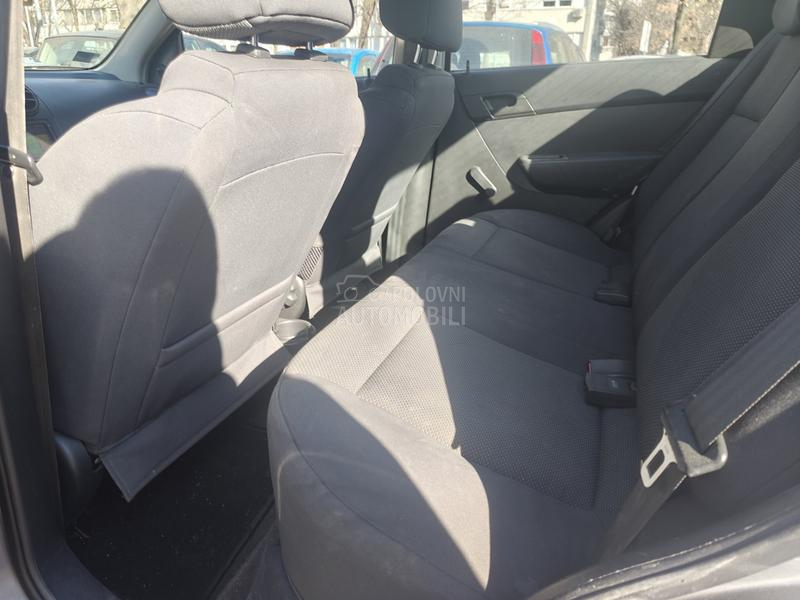 Chevrolet Aveo 