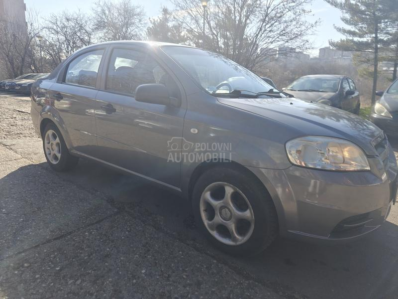 Chevrolet Aveo 