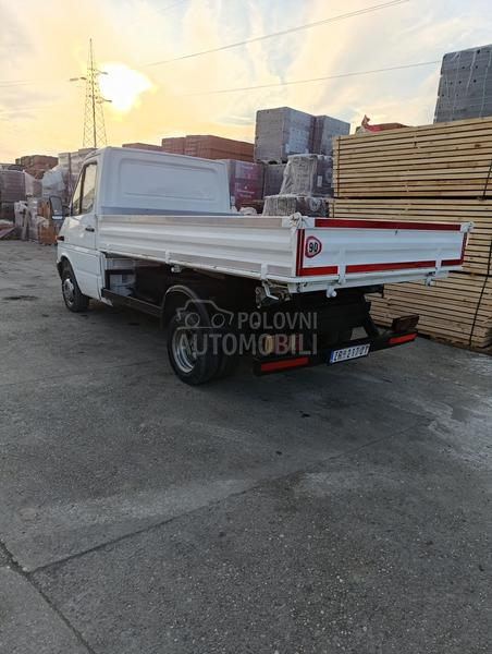 Mercedes Benz Sprinter